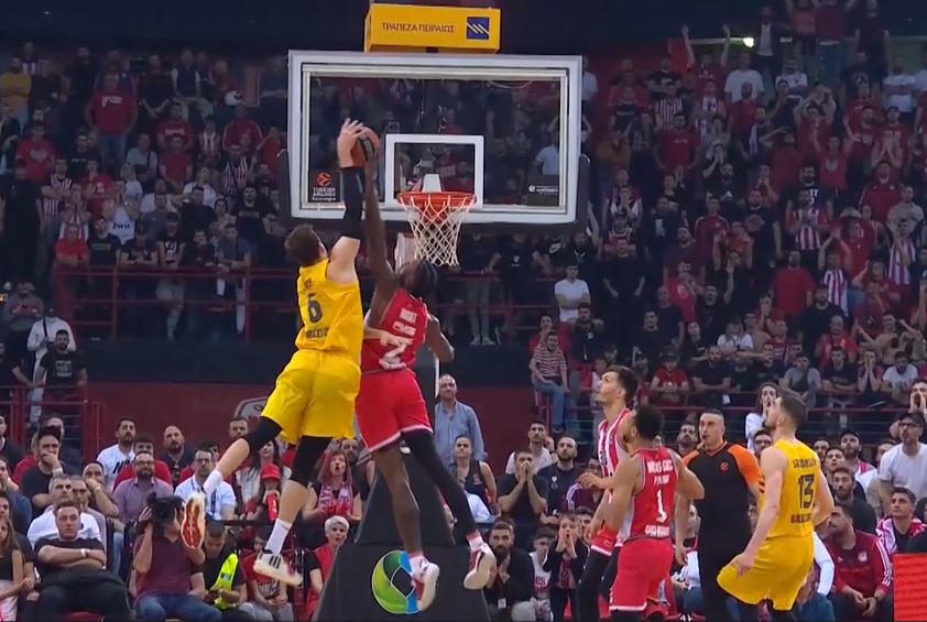 Barcelona edge past Olympiacos Piraeus 82-80