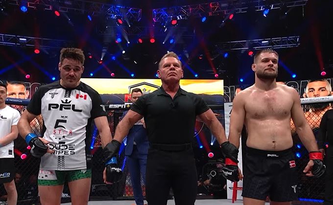 Mads Burnell vs Michael Dufort - Full Fight Replay