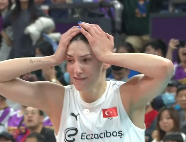 Eczacibasi Vitra Women 3-2 Vakif Bank Women | Final Round