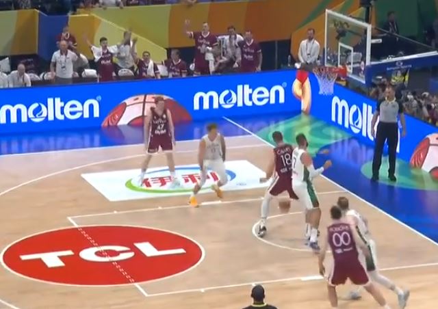 Latvia 98-63 Lithuania