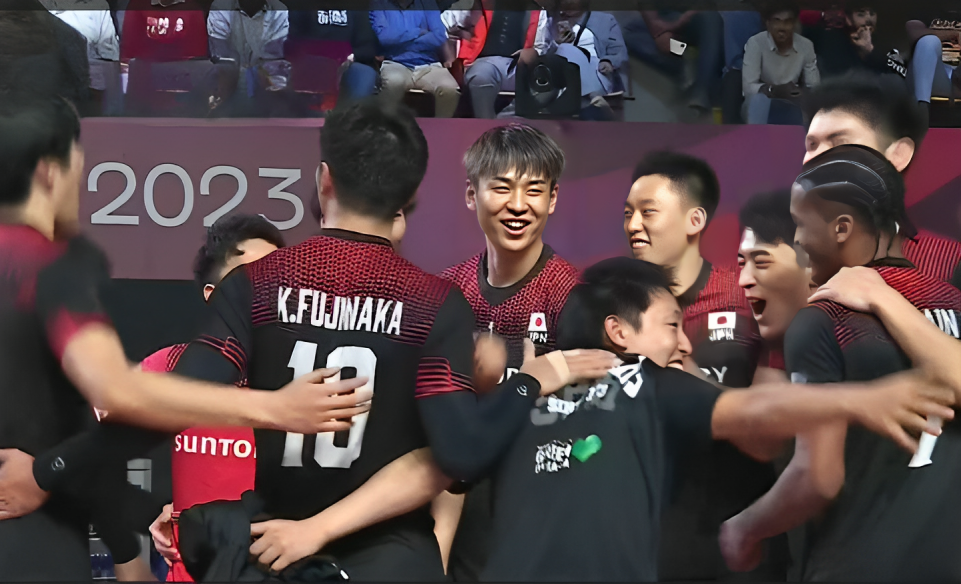 Halkbank Spor Kulubu 0-3 Suntory Sunbirds | Preliminary Phase